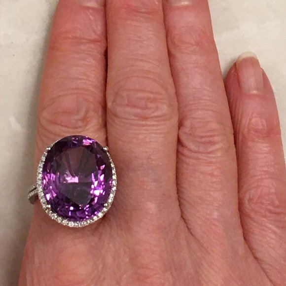 NIB MASSIVE 22 ct 19x16 mm Amethyst & .6 ct Diamond Ring 14K White Gold Size 6.5 - Picture 9 of 11